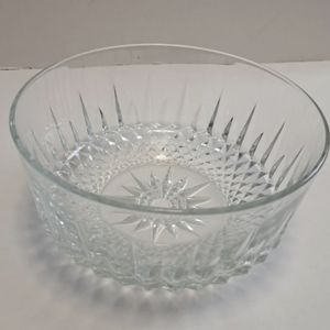 Arcoroc France Crystal glass serving bowl Diamond Starburst, 7.75" x 3.5"